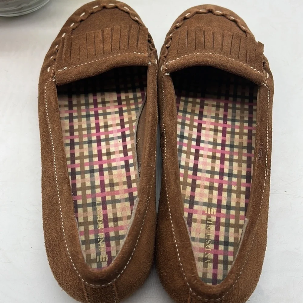 Lands’ End Tan Suede Slip In Loafer Sz 8. MCL1871D